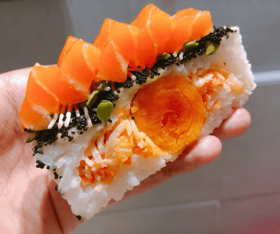 Bánh trung thu sushi tuiriviu